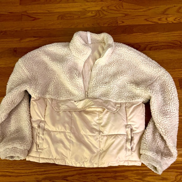 Fabletics Small Crop Pullover Jacket - Picture 1 of 3